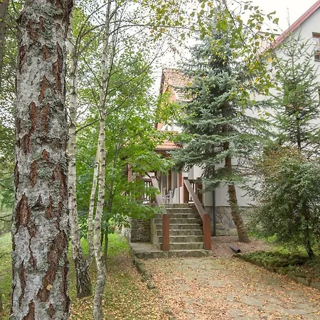 Casa de hóspedes W *