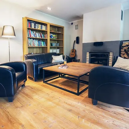 W Casa de hóspedes *