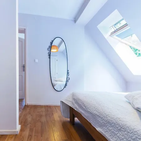 Guest house W *