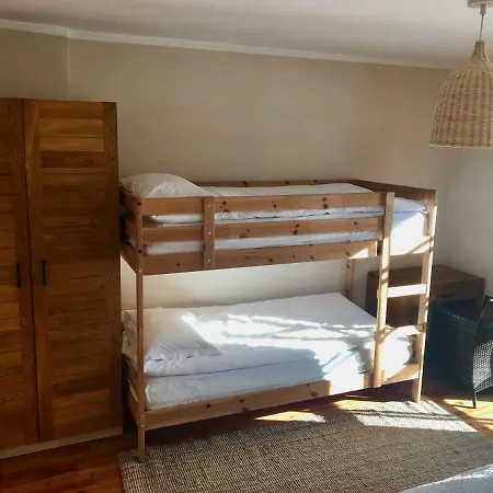 W بيت ضيافة *